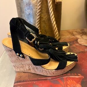 Guess Taani Fringe Wedge Sz 8